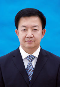 程丹峰（湖南省张家界市委常委、副市长、党组成员）