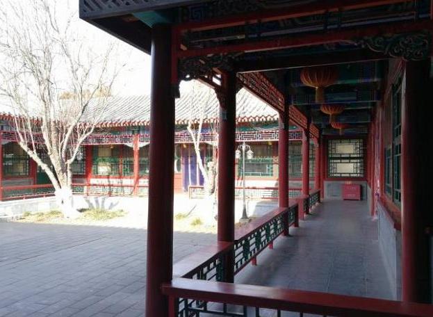 抄手游廊（中国传统建筑中走廊）