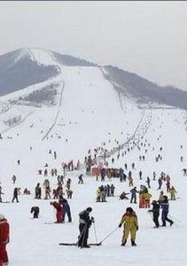 济南金象山滑雪场（中国AAAA级景区）