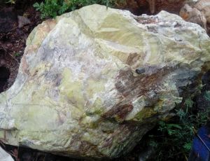 绿帘石（硅酸盐类矿物）