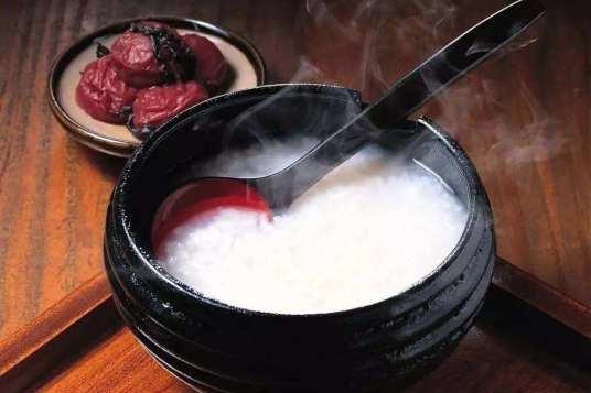 白粥（广东省传统食俗）