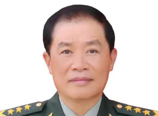 何卫东（中国人民解放军东部战区司令员）